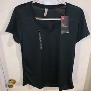 Under Armour Women’s Black Shirt Medium